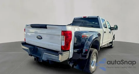 2017 Ford F350 Super Duty z USA, uszkodzony, nr VIN 1FT8W3DT7HED16940